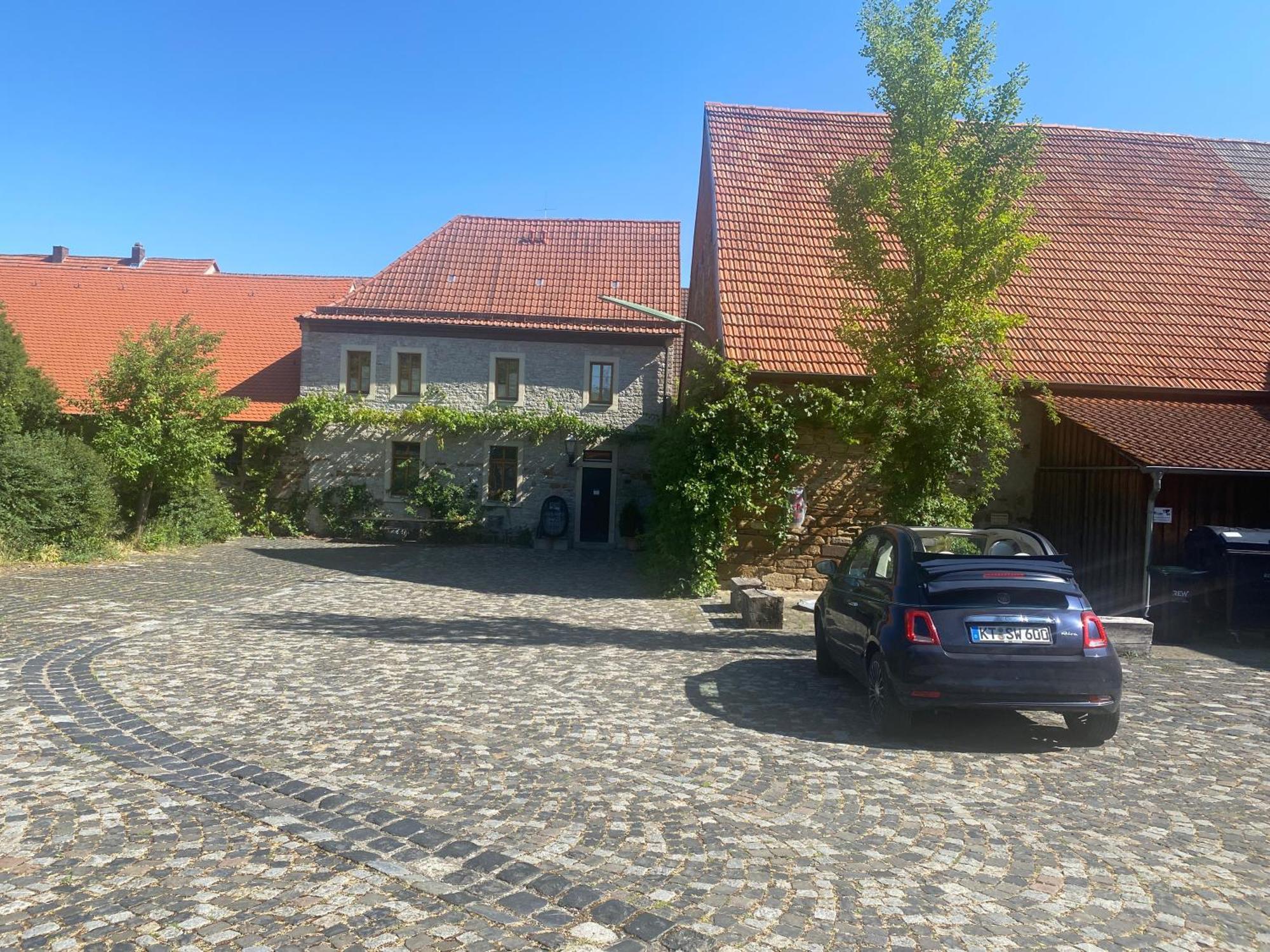Gasthof Zum Storch Prichsenstadt Extérieur photo