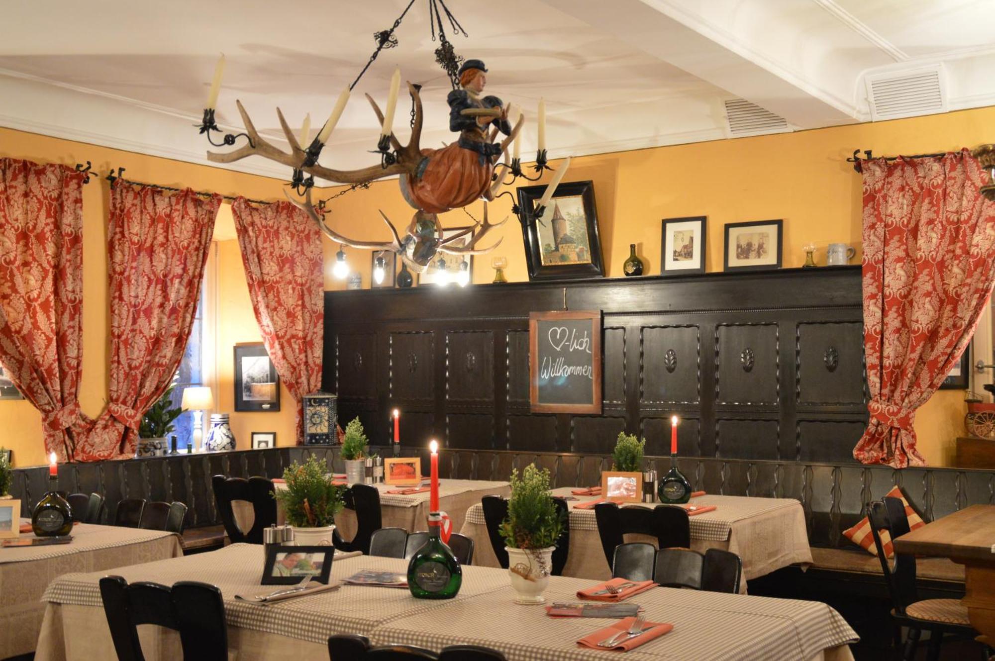Gasthof Zum Storch Prichsenstadt Extérieur photo
